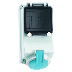 WCD 6h 32A 3P 230V IP44 225x118 QC TE G Ni