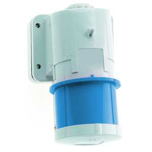 TCD 6h 32A 3P 230V IP44 75x90 Opb